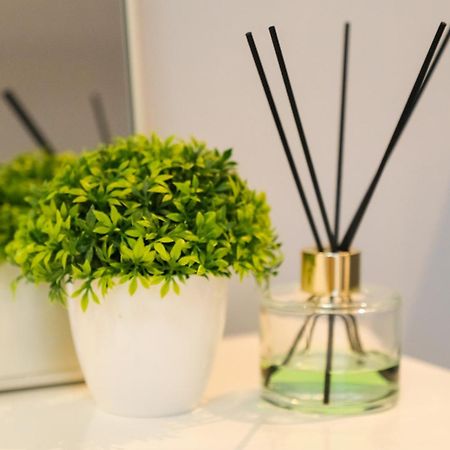 Bgc Private Apartments Манила Екстериор снимка